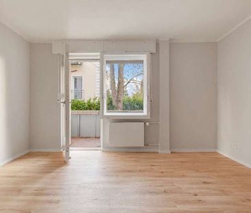 Traumhafte 2-Zimmer Wohnung mit kleinem Gartenanteil in Zehlendorf!... - Foto 1