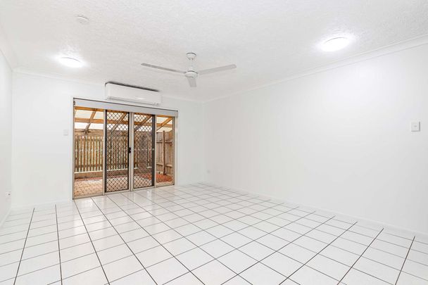 4/36 Kitchener Road, Pimlico - Photo 1