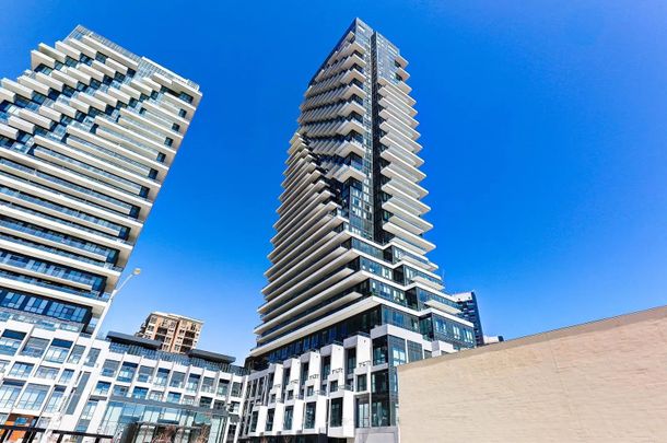 For Lease - 30 Inn On The Park Drive Unit# 4102, Toronto, Ontario - Photo 1