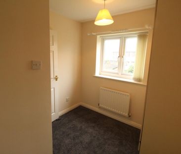 3 bedroom House To Let - Photo 3