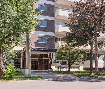 Located steps to uOttawa and minutes to Downtown Ottawa. - Photo 1