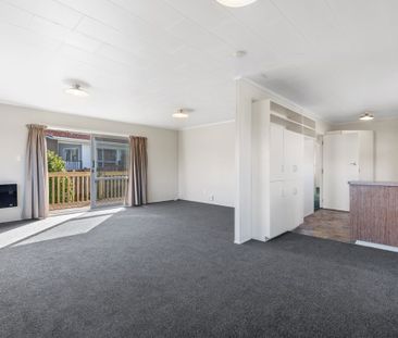 Classic Meets Modern - Cambridge Heights - Photo 3