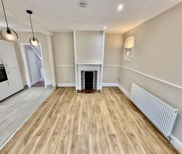3 bedroom house to rent - Photo 2
