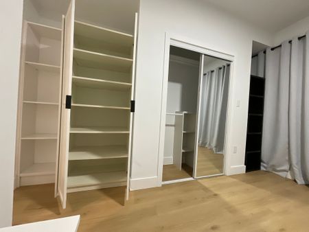 For Lease - 674 Manning Avenue Unit# Unit #2 Main Floor, Toronto, Ontario - Photo 5