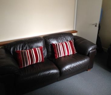 Rooms Available - Photo 2