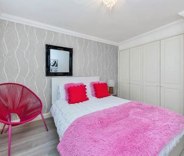 5 bedroom detached house to rent - Photo 6