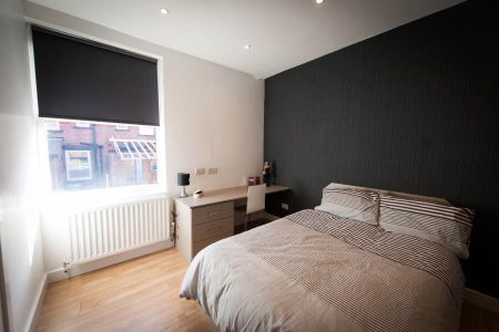 Hartley Crescent, Woodhouse - Photo 2