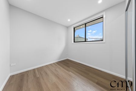 17A Claypole Street, Ambarvale NSW 2560 - Apartment For Rent | Domain - Photo 2