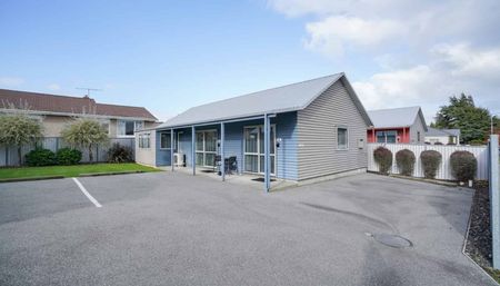 CBD Furnished. - Photo 5