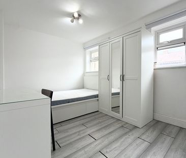 2 Bed Flat, St Columba Court, E15 - Photo 6