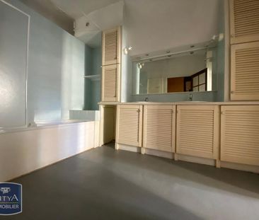 Location Appartement 3 pièces 116m² MACON 71000 - Photo 5