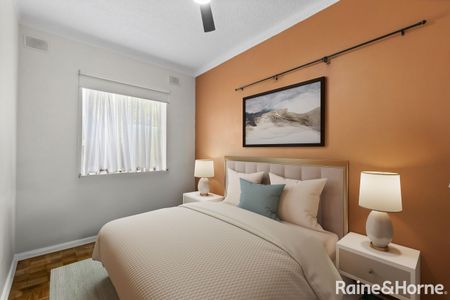 Gorgeous, Elevated, Updated Unit In This Ultra Convenient Location - Photo 4