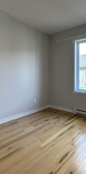 Maison en rangée à louer grand 6-1/2 semi meublé - Photo 1