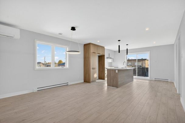 Appartement à louer - Longueuil (Le Vieux-Longueuil) (Centre) Appartement à louer - Longueuil (Le Vieux-Longueuil) (Centre) - Photo 1