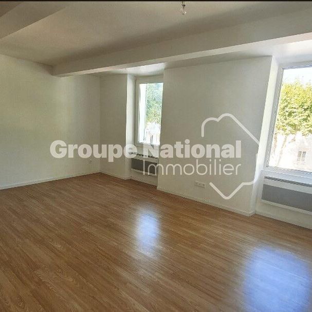 Location Appartement 2 pièces 52m² GONFARON 83590 - Photo 1