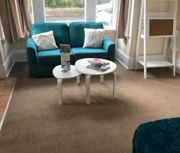 Studio to rent - Photo 6