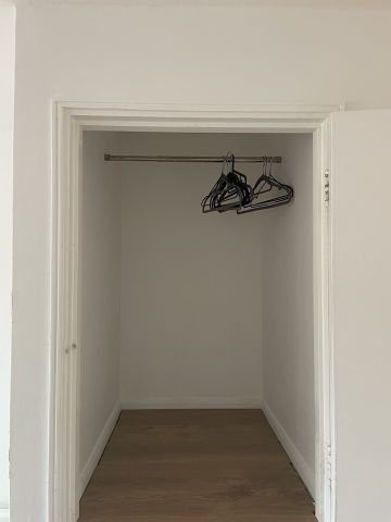 Room in a Shared House, Phoenix Close, E8 - Photo 2