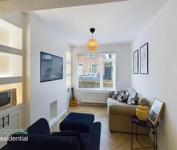 12 Park Drive, Holywood, BT18 9LW - Photo 3