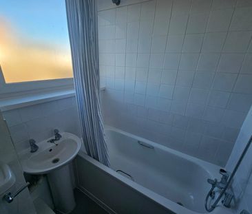 Orchard Lane, Southampton - Photo 2