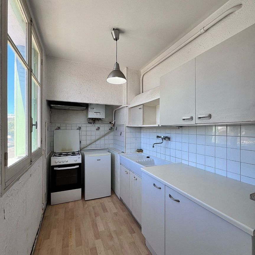 Appartement 1 pièces 24m2 MARSEILLE 12EME 478 euros - Photo 1