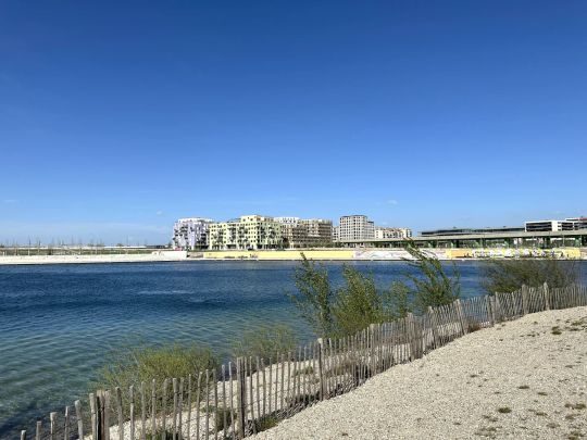 Mehr Raum fürs Leben: 4-Zimmer-Wohnung in ruhiger Lage mit 2 Bädern & großem Sonnenbalkon - Foto 1