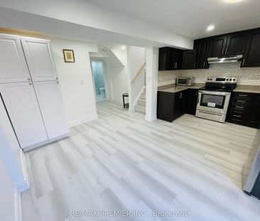 1209 Prestonwood Crescent #Lower - Photo 2