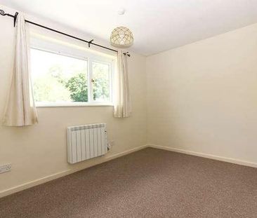 Two Mile Ash - Bedroom House With Garden, MK8 - Photo 3