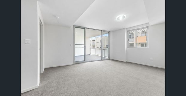 Perfect Apartment Living - Photo 1