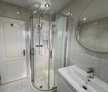 62 Laurelgrove Dale, Belfast, BT8 6ZF - Photo 3