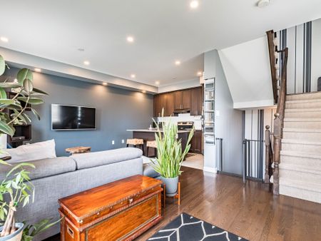 For Lease - 165 HAMPSHIRE Way Unit# 61, Milton, Ontario - Photo 2