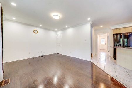 For Lease - 35 Pitchpine Drive, Toronto, Ontario - Photo 2