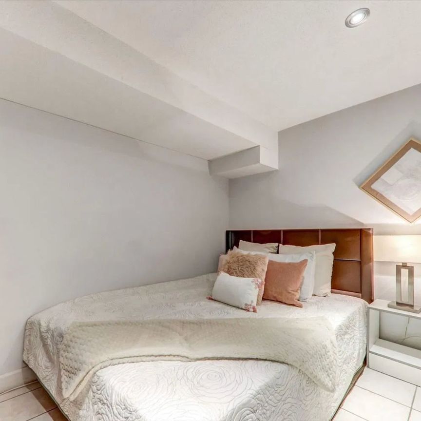 For Lease - 78 Pennyhill Drive Unit# Basement, Toronto, Ontario - Photo 1