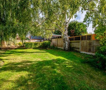 3 bedroom semi-detached house to rent - Photo 2