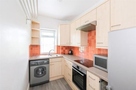 1 bedroom house to rent - Photo 2