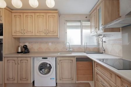 Carrer del Mestre Alberto Luz, Valencia, Valencian Community 46035 - Photo 5