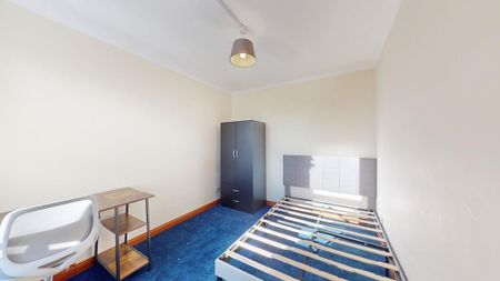 5 bedroom terraced house to rent - Photo 4