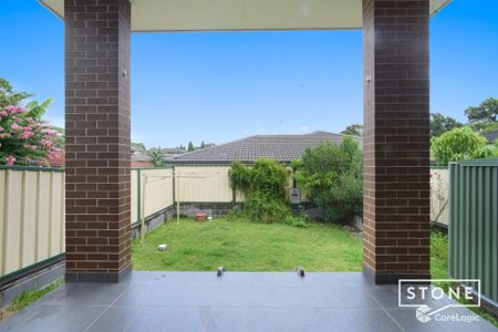 Well Presented Three Bedroom Duplex In Girraween School Catchment! - Photo 4