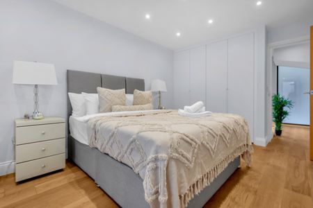 3 Bed Flat, Stoke Newington High Street, N16 - Photo 5