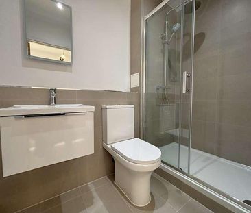 Lakeside West, Lakeside Close, Staines-upon-thames, Surrey, TW18 - Photo 6