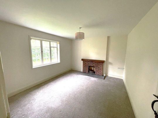 4 bedroom detached house to rent - Photo 1