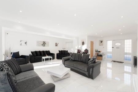 Rosebery Road, Epsom - Photo 4