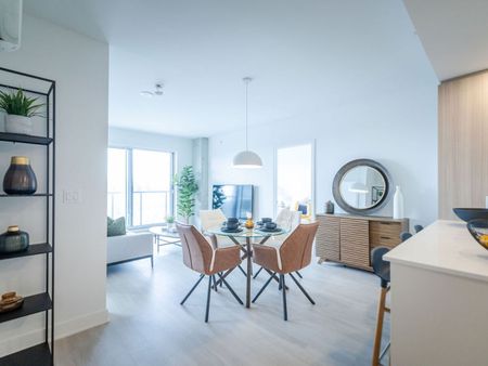 ONE PLACE. ONE EXPERIENCE. MOSTRA CENTROPOLIS. Phase A & B - Immediate Occupancy New and Last Phase - Phase C - July 20 - Photo 3