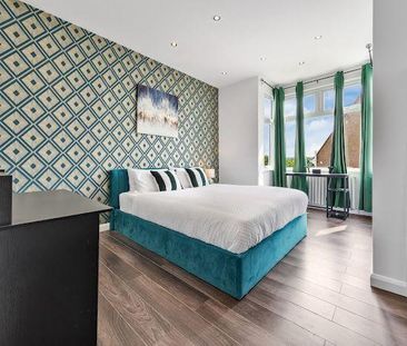 1 bedroom in a house share to rent - Photo 3