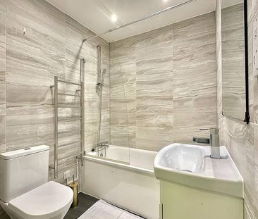 2 Bed Flat, Finchley Road, NW3 - Photo 2