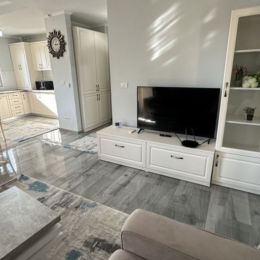 Apartament cu 2 camere de închiriat - Photo 1