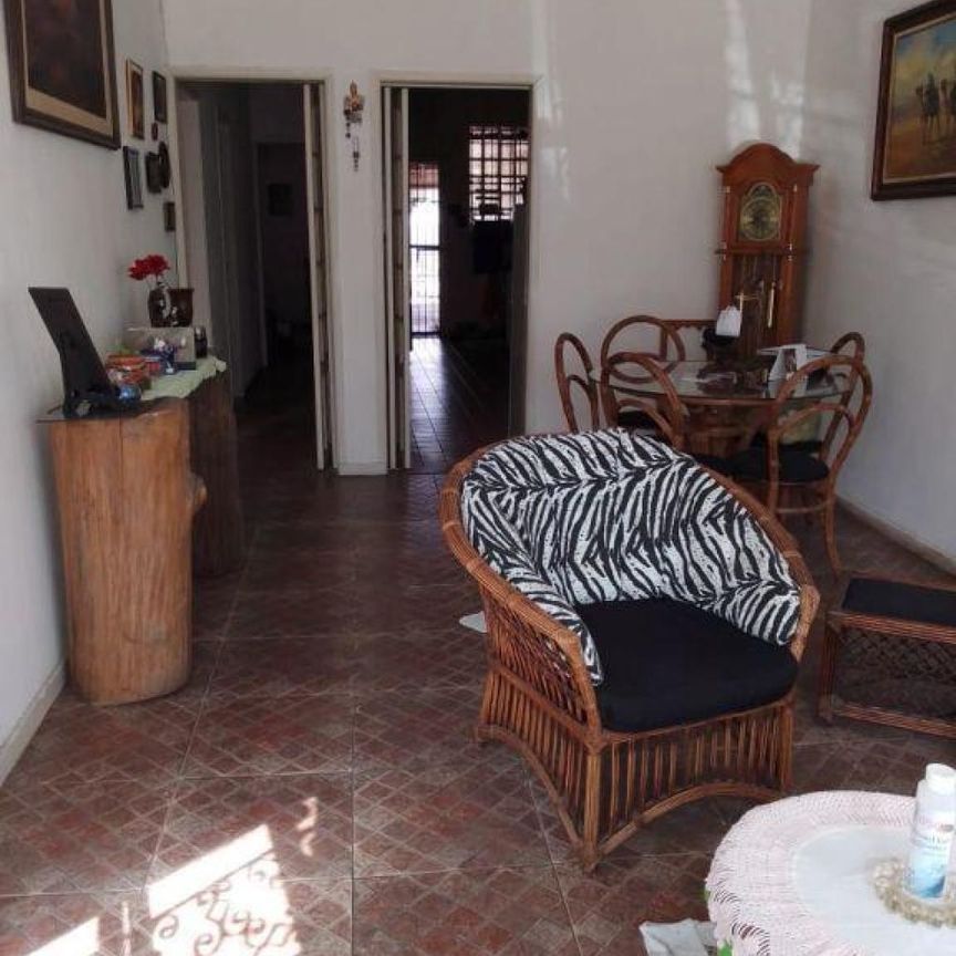 Casa Assobradada - Foto 1