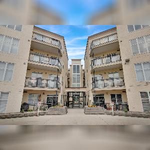 2 Bed 2 Bath Fully Furnished Suite Fort Sask - Photo 2