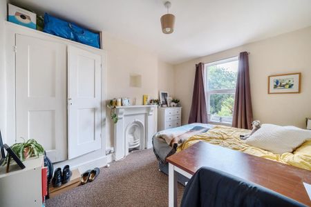 6 bedroom semi-detached house to rent - Photo 4