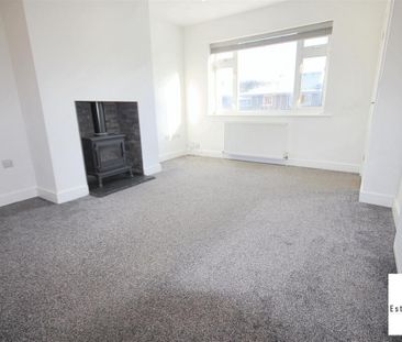 2 Bedroom House - Semi-Detached To Let - Photo 4