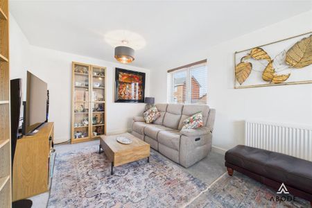 4 bedroom detached house to rent - Photo 5